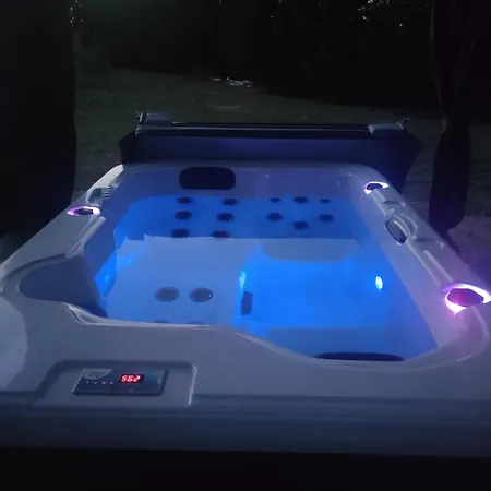 Chalet- Le Samoyede * Saint-Pourçain-sur-Sioule